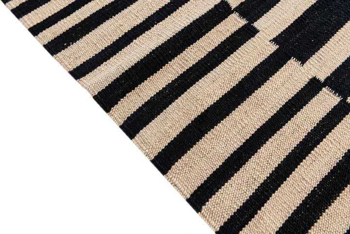 4' 8 x 6' 3 Hand Woven Kilim Modern Wool Rug