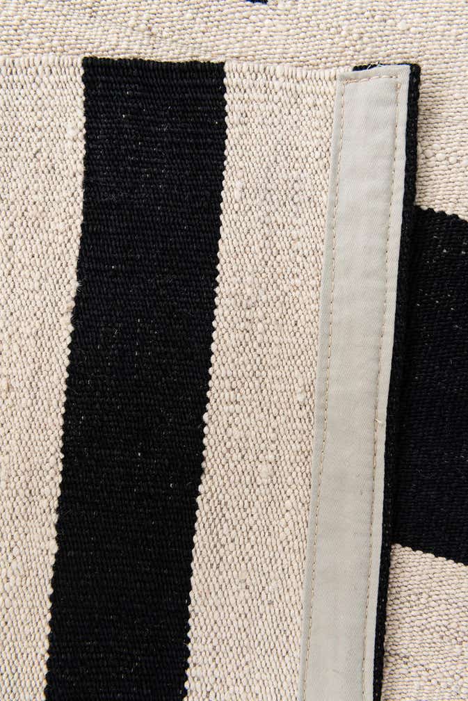 4' 8 x 6' 7 Hand Woven Kilim Modern Wool Rug