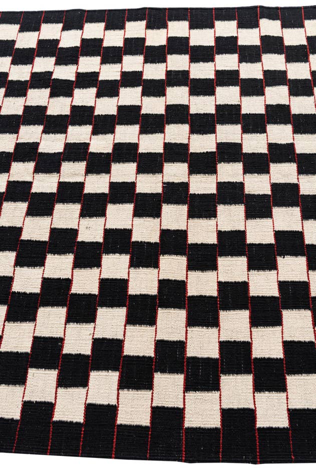 Detail image of 4' 5 x 6' Hand Woven Kilim Modern Wool Rug