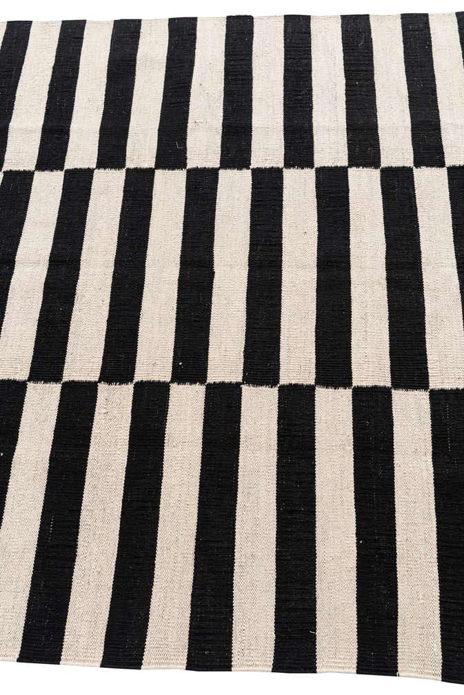 4' 3 x 5' 10 Hand Woven Kilim Modern Wool Rug