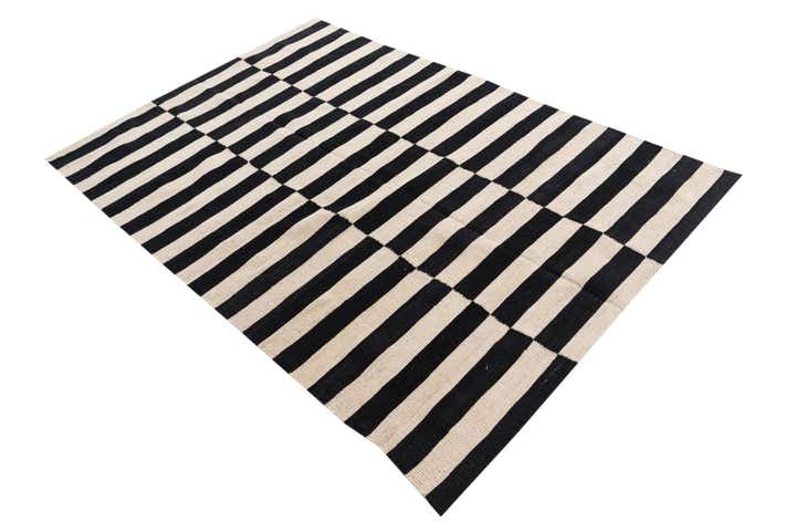 4' 2 x 6' Hand Woven Kilim Modern Wool Rug