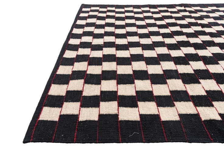 Detail image of 4' 4 x 5' 8 Hand Woven Kilim Modern Wool Rug