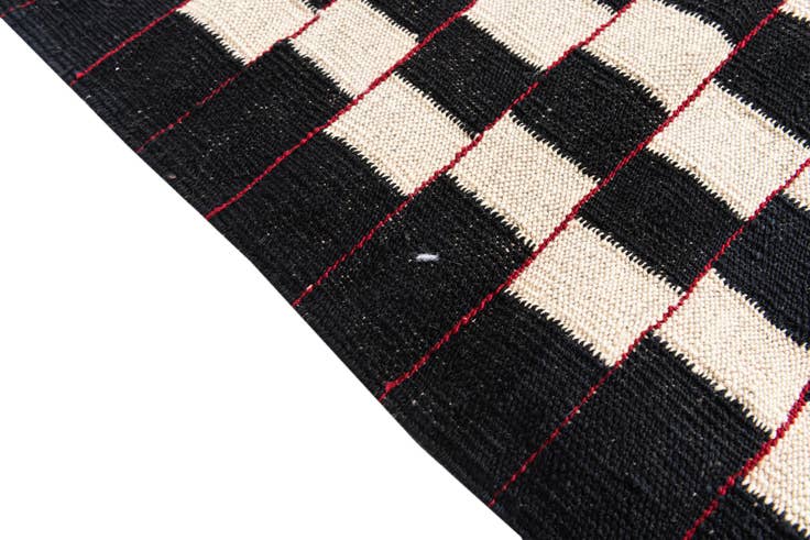 Detail image of 4' 4 x 5' 8 Hand Woven Kilim Modern Wool Rug