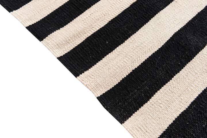 4' 3 x 5' 10 Hand Woven Kilim Modern Wool Rug