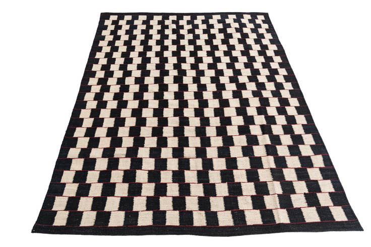 Detail image of 4' 10 x 6' 4 Hand Woven Kilim Modern Wool Rug