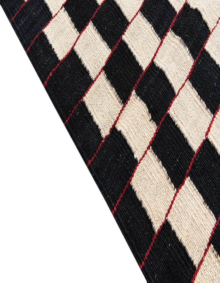 Detail image of 4' 10 x 6' 4  Hand Woven Kilim Modern Wool Rug