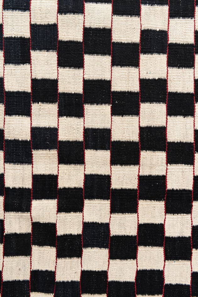 Detail image of 4' 10 x 6' 4 Hand Woven Kilim Modern Wool Rug