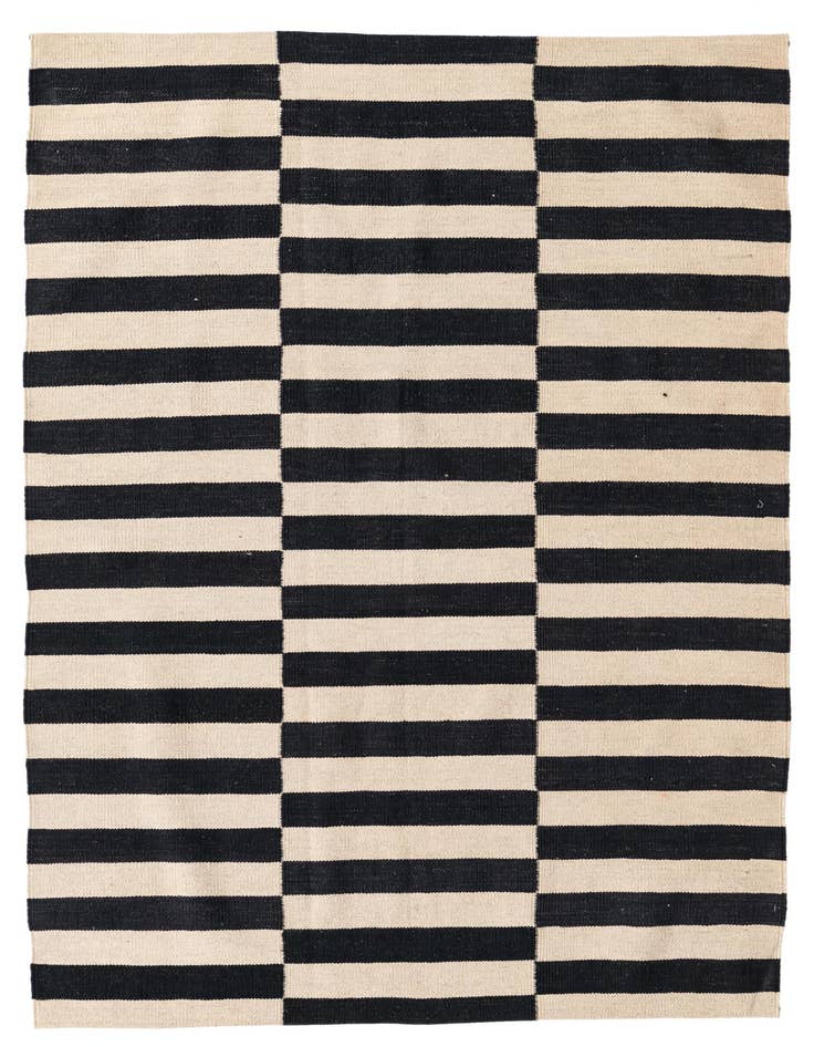 Detail image of 4' 2 x 5' 10 Hand Woven Kilim Modern Wool Rug