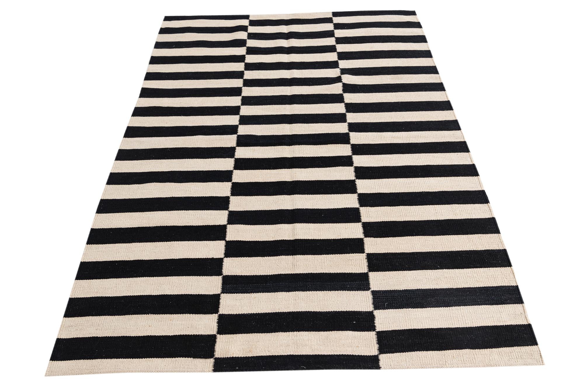 4' 1 x 5' 10 Hand Woven Kilim Modern Wool Rug