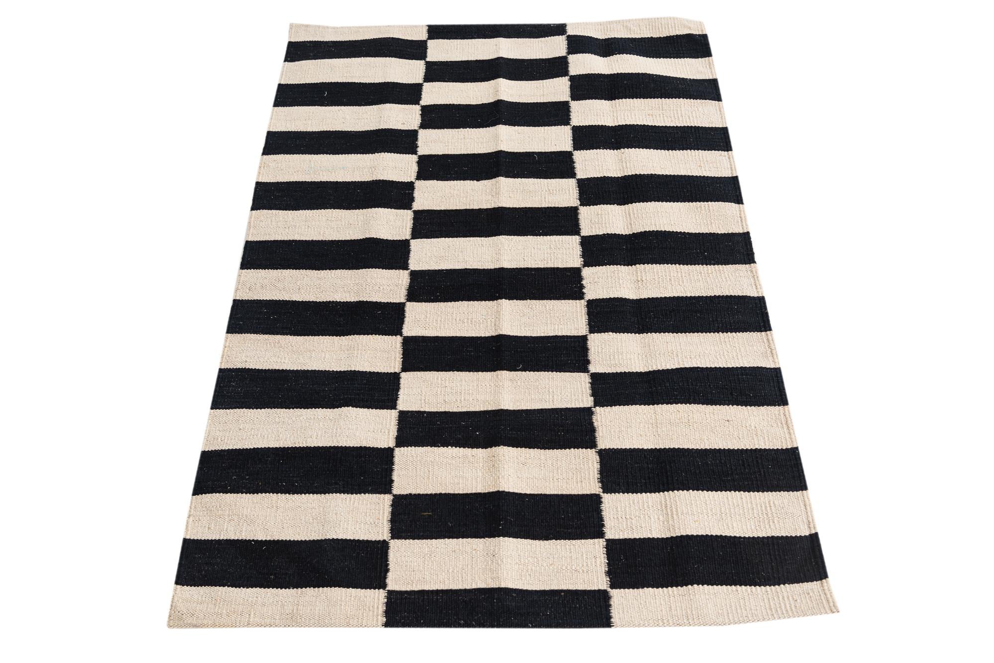 2' 8 x 4' Hand Woven Kilim Modern Wool Rug