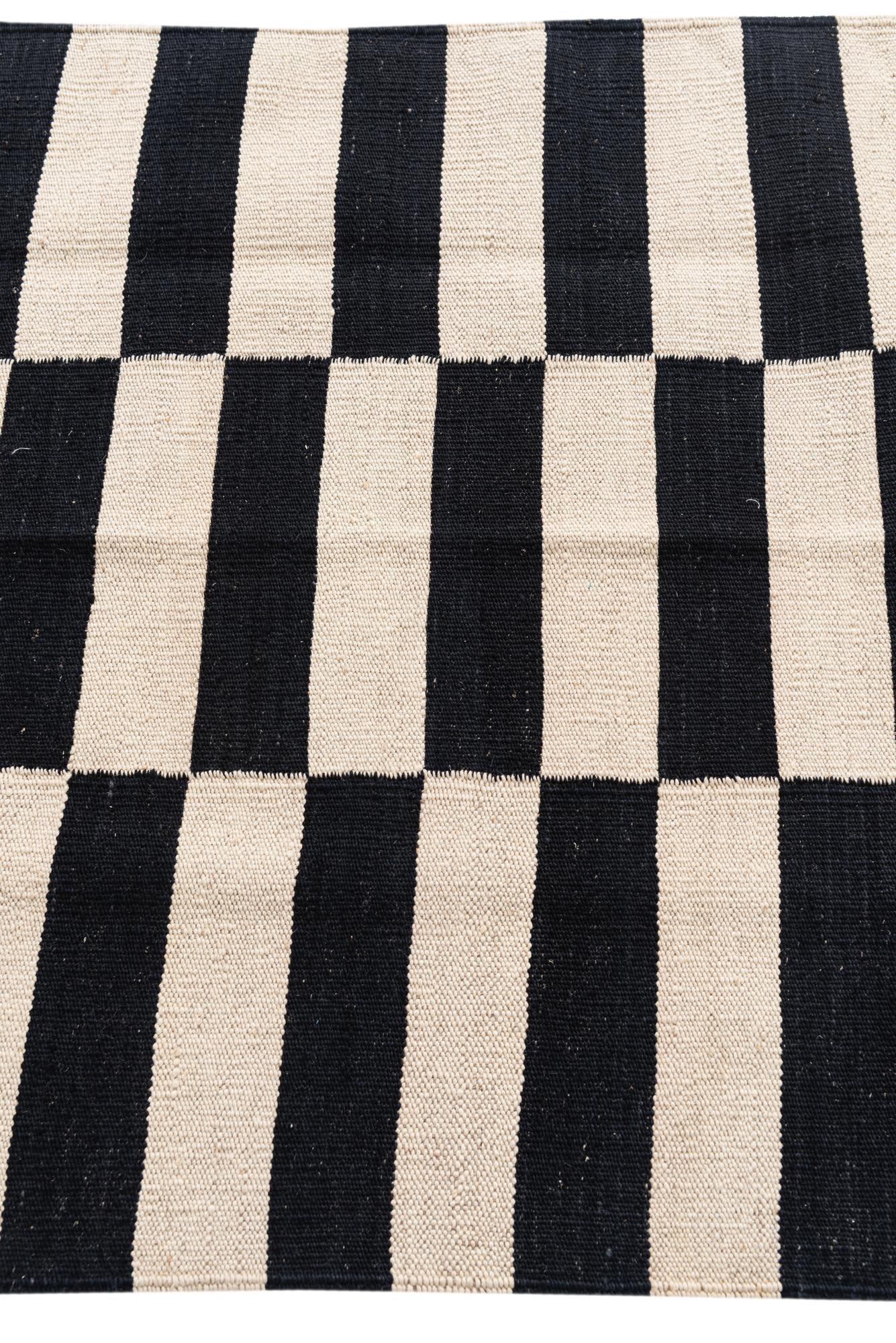2' 8 x 4' Hand Woven Kilim Modern Wool Rug