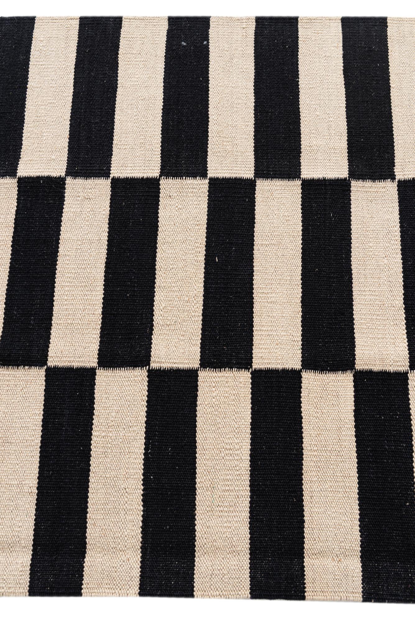 2' 7 x 4' Hand Woven Kilim Modern Wool Rug