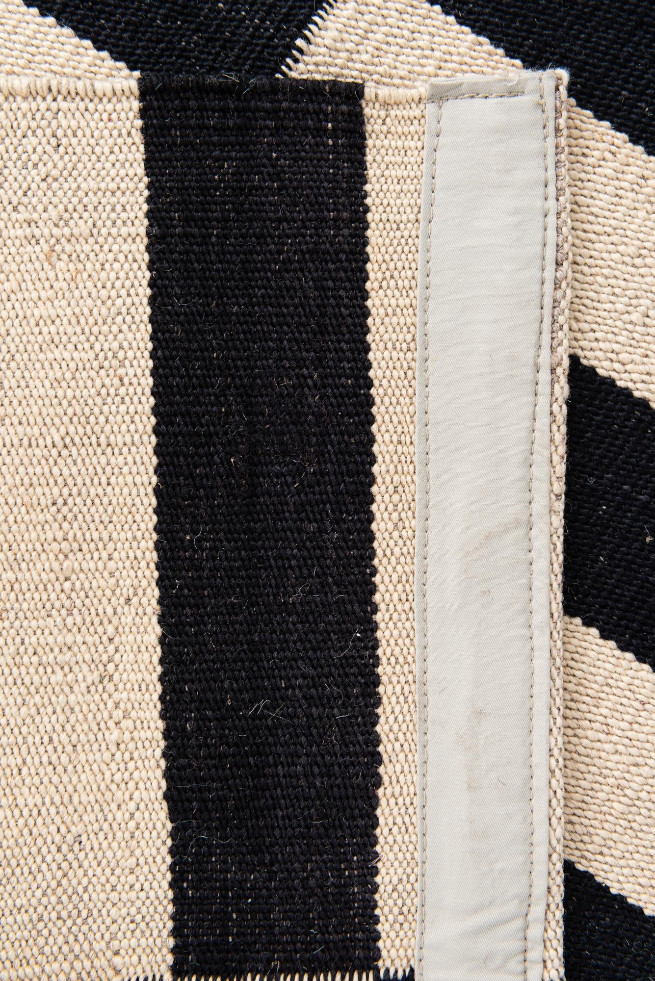 2' 7 x 4' Hand Woven Kilim Modern Wool Rug