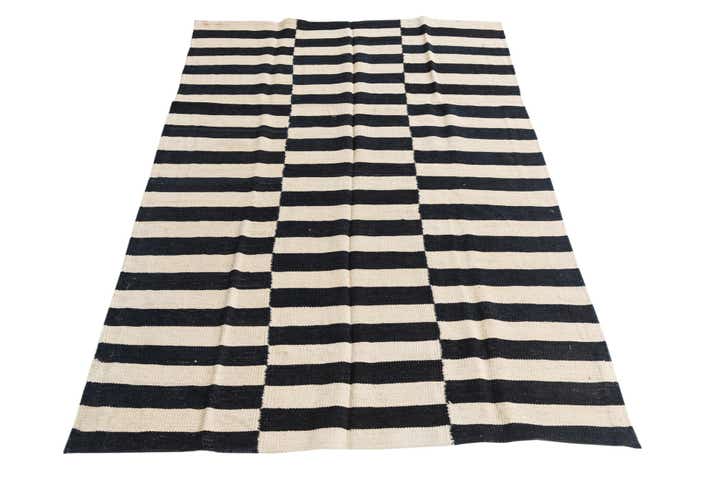 4' 1 x 5' 10 Hand Woven Kilim Modern Wool Rug