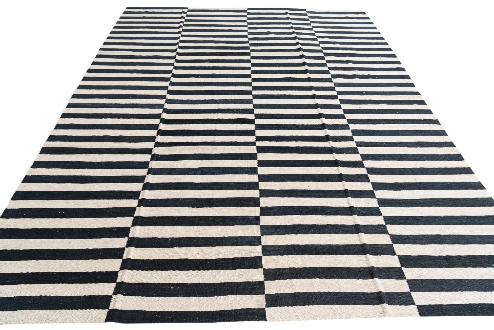 8' 6 x 11' 2 Hand Woven Kilim Modern Wool Rug