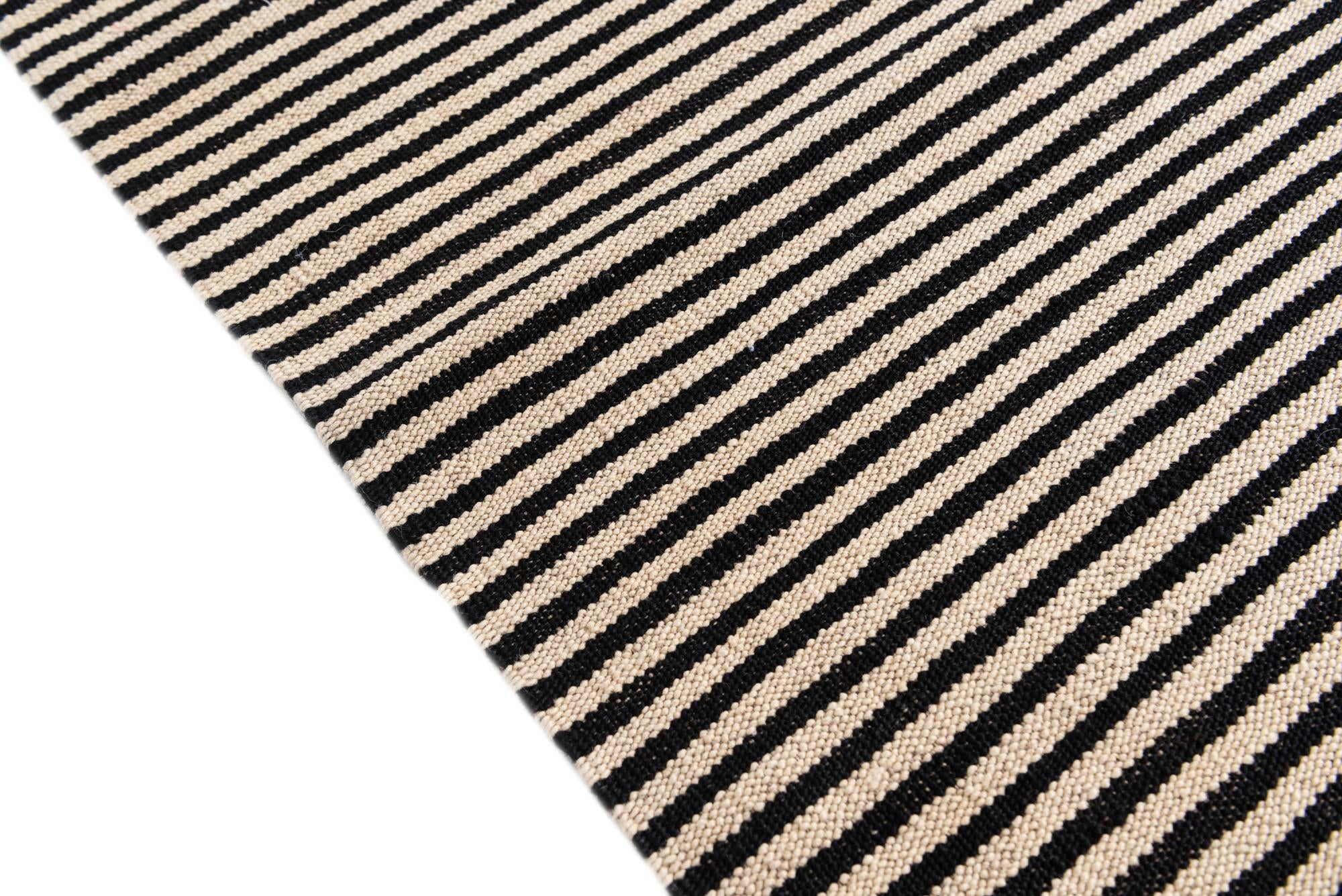 5' 7 x 7' 10 Hand Woven Kilim Modern Wool Rug