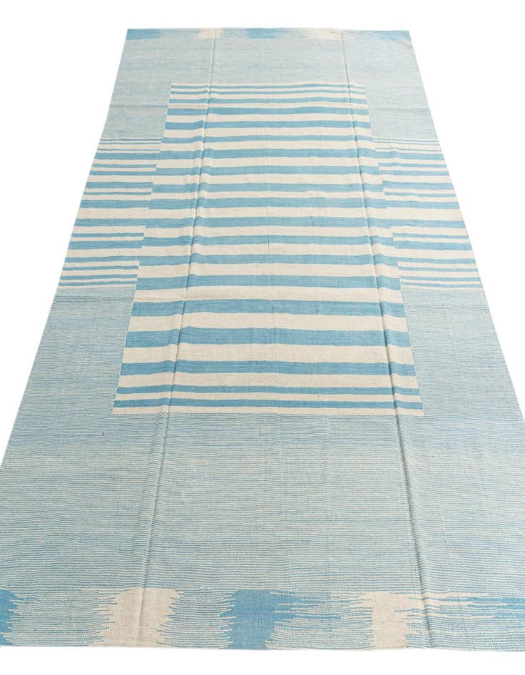 Detail image of 8' 1 x 9' 6  Hand Woven Kilim Modern Wool Rug