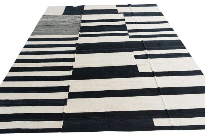 8' 7 x 9' 6 Hand Woven Kilim Modern Wool Rug