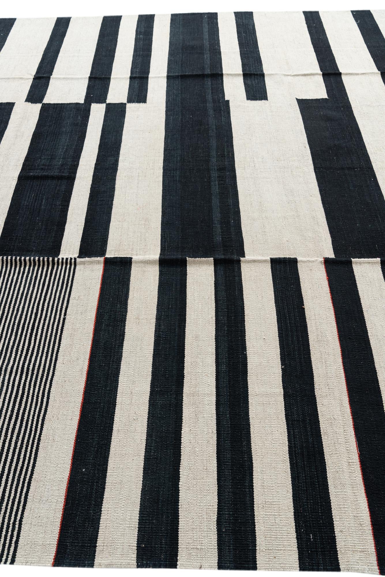 8' 7 x 9' 6 Hand Woven Kilim Modern Wool Rug