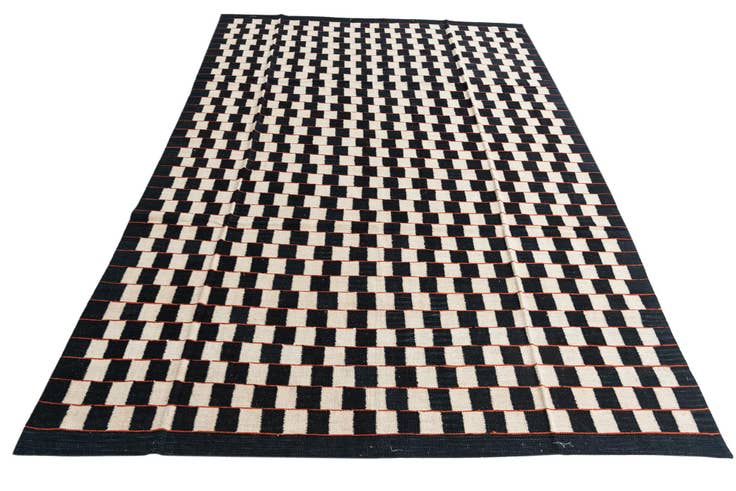 Detail image of 6' 8 x 9' 7 Hand Woven Kilim Modern Wool Rug