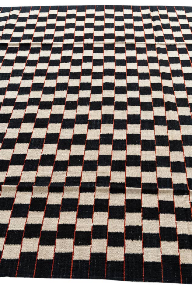 Detail image of 6' 8 x 9' 7 Hand Woven Kilim Modern Wool Rug