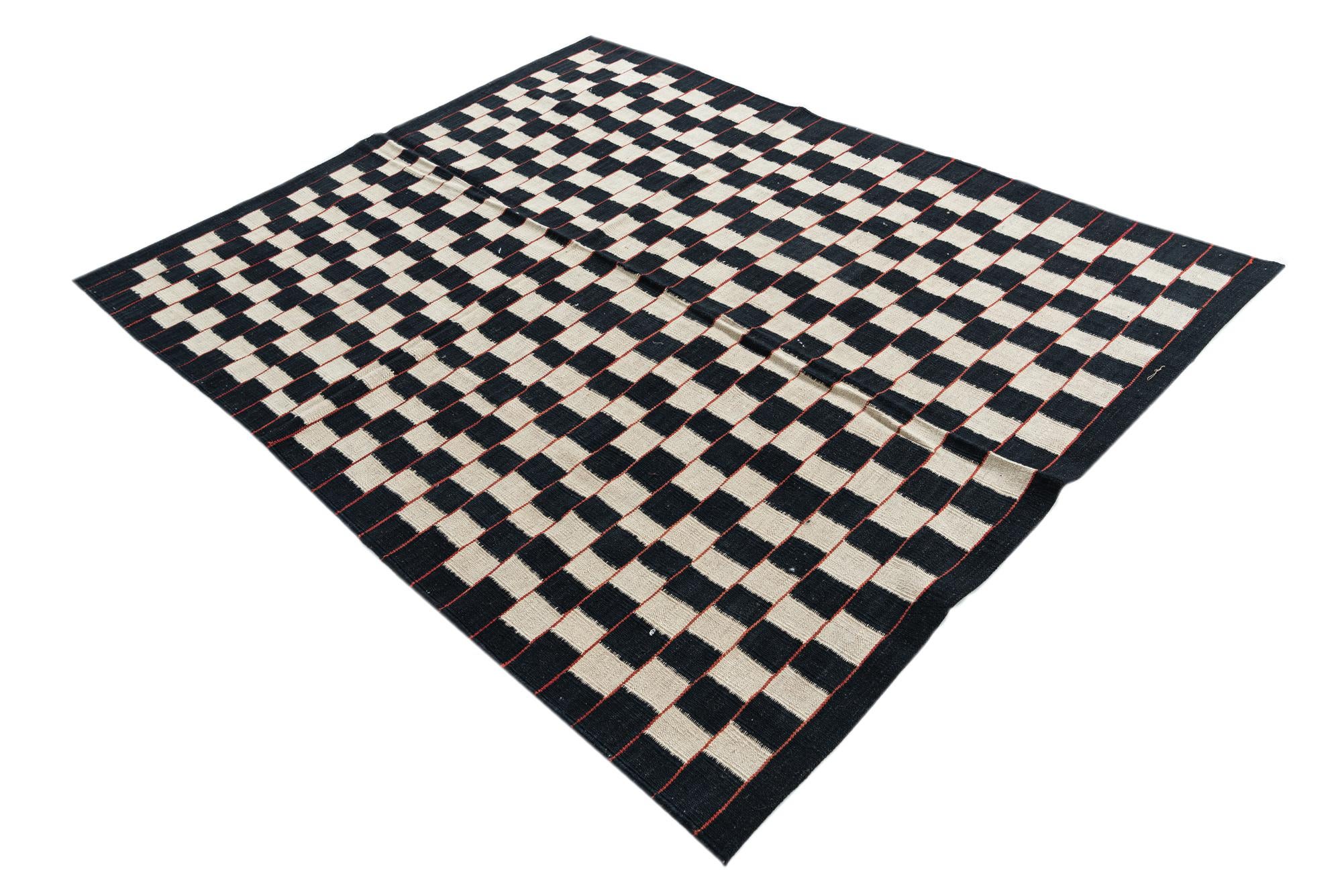 5' 1 x 6' 3 Hand Woven Kilim Modern Wool Rug