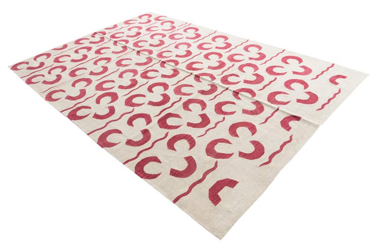 Detail image of 6' 8 x 9' 8 Hand Woven Kilim Modern Wool Rug