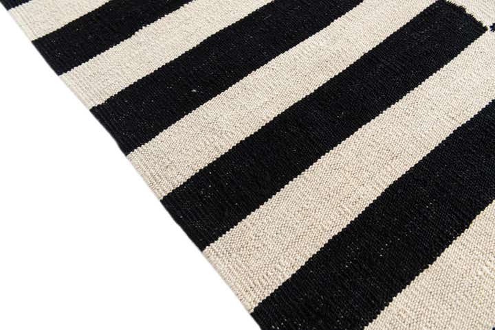 5' 8 x 7' 10 Hand Woven Kilim Modern Wool Rug