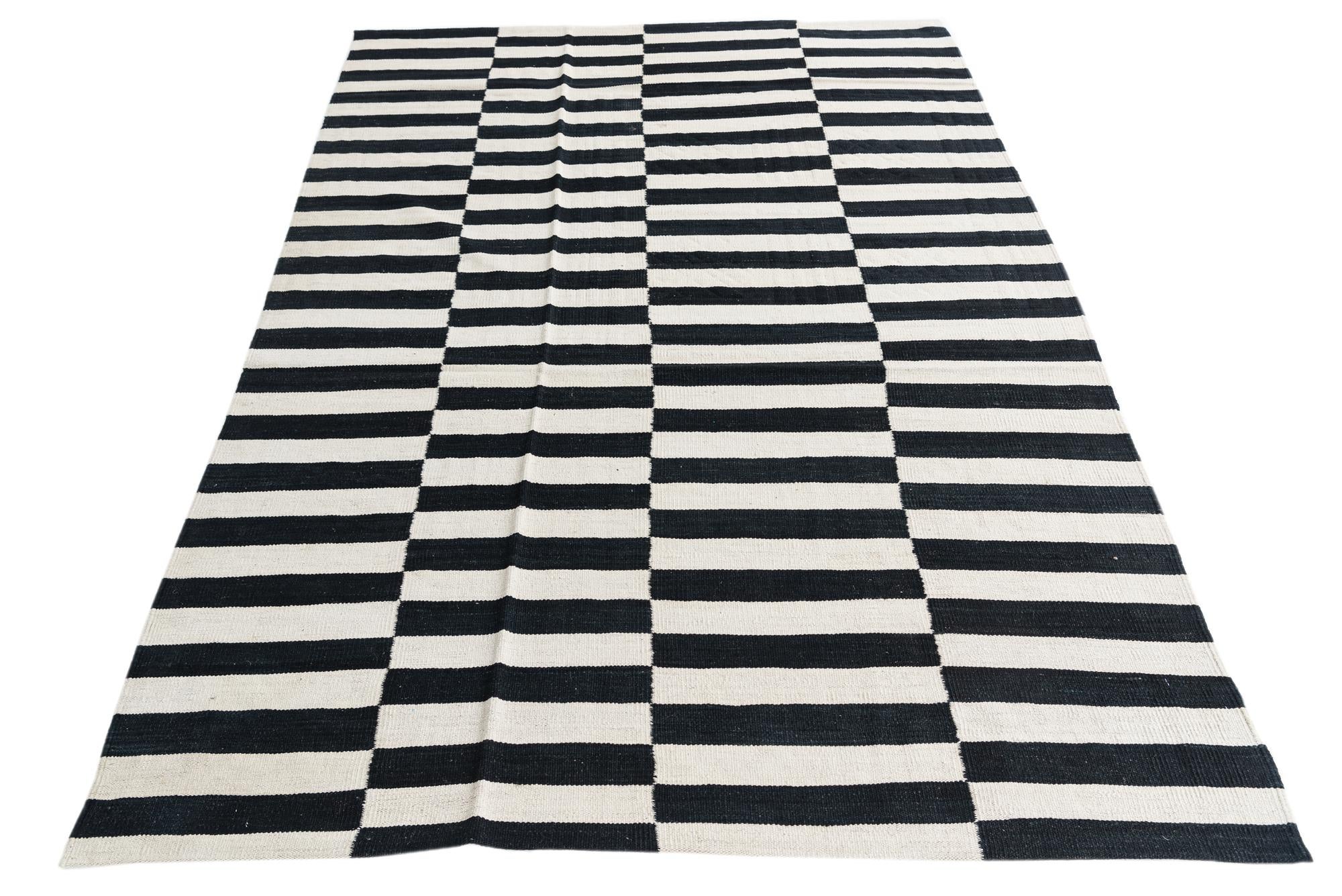 5' 7 x 8' 10 Hand Woven Kilim Modern Wool Rug