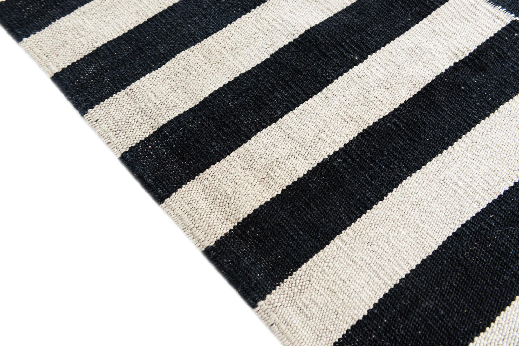 5' 7 x 8' 10 Hand Woven Kilim Modern Wool Rug
