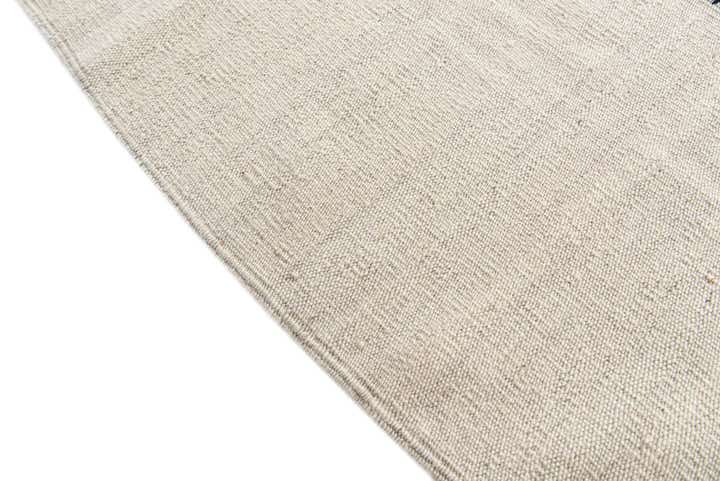 5' 5 x 6' 3 Hand Woven Kilim Modern Wool Rug