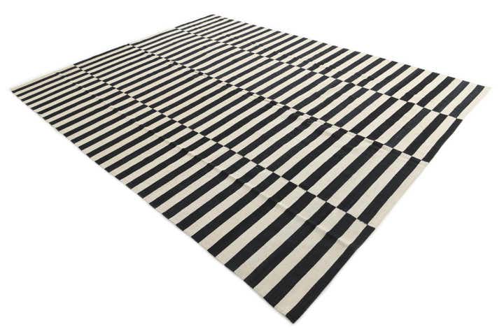 8' 6 x 11' 2 Hand Woven Kilim Modern Wool Rug