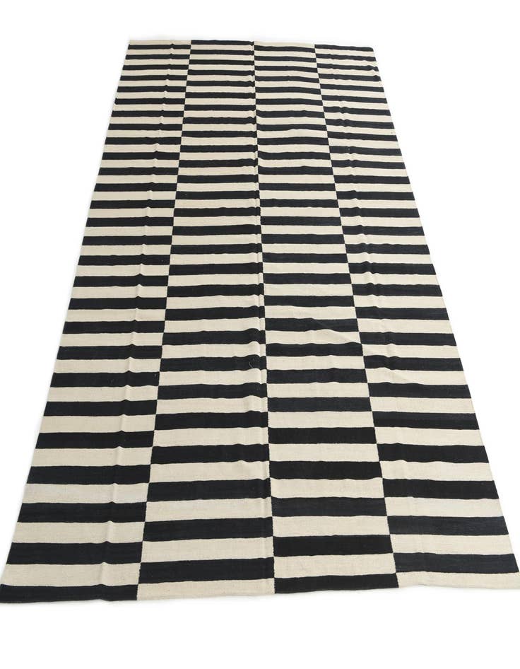 Detail image of 8' 6 x 11' 2  Hand Woven Kilim Modern Wool Rug