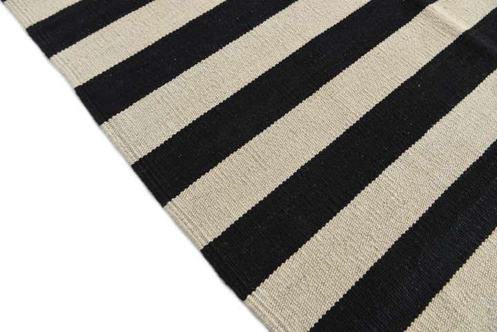 8' 6 x 11' 2 Hand Woven Kilim Modern Wool Rug