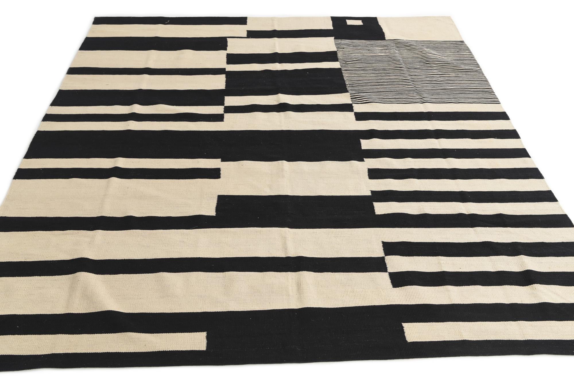 8' 5 x 9' 10 Hand Woven Kilim Modern Wool Rug