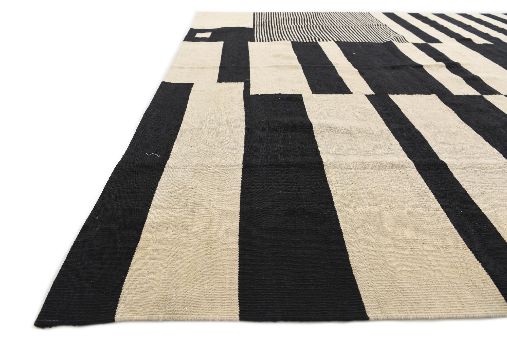8' 5 x 9' 10 Hand Woven Kilim Modern Wool Rug