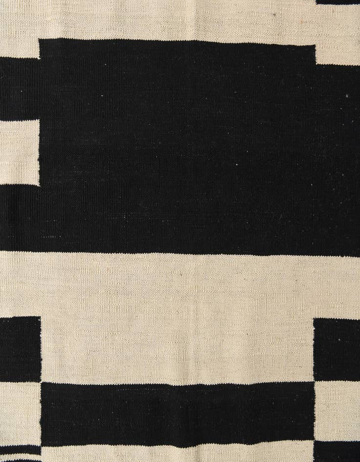 Detail image of 8' 5 x 9' 10  Hand Woven Kilim Modern Wool Rug