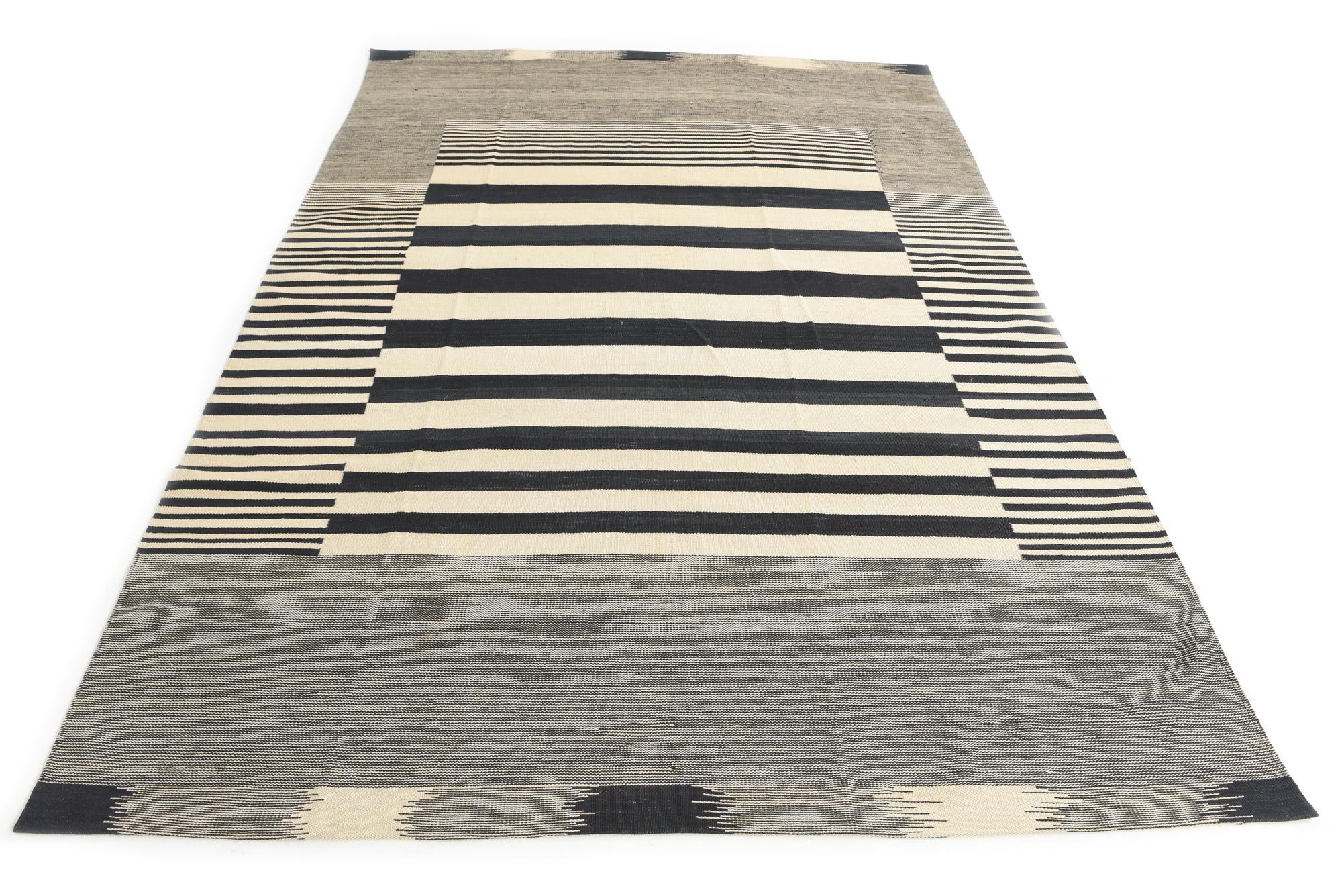 6' 9 x 9' 9 Hand Woven Kilim Modern Wool Rug