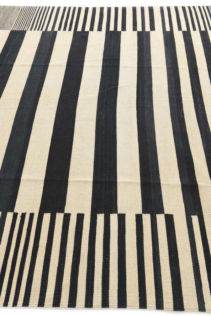 6' 9 x 9' 9 Hand Woven Kilim Modern Wool Rug