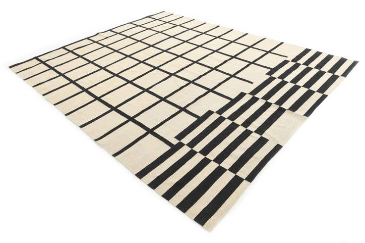 Detail image of 8' 3 x 9' 9 Hand Woven Kilim Modern Wool Rug