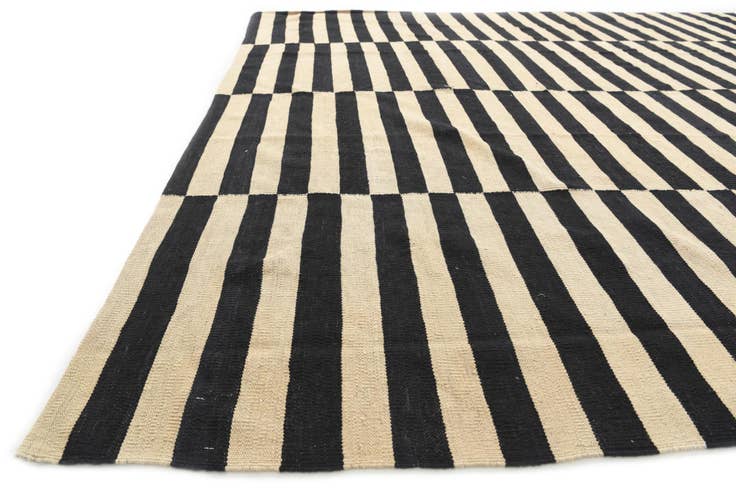 Detail image of 8' 5 x 11' 2 Hand Woven Kilim Modern Wool Rug