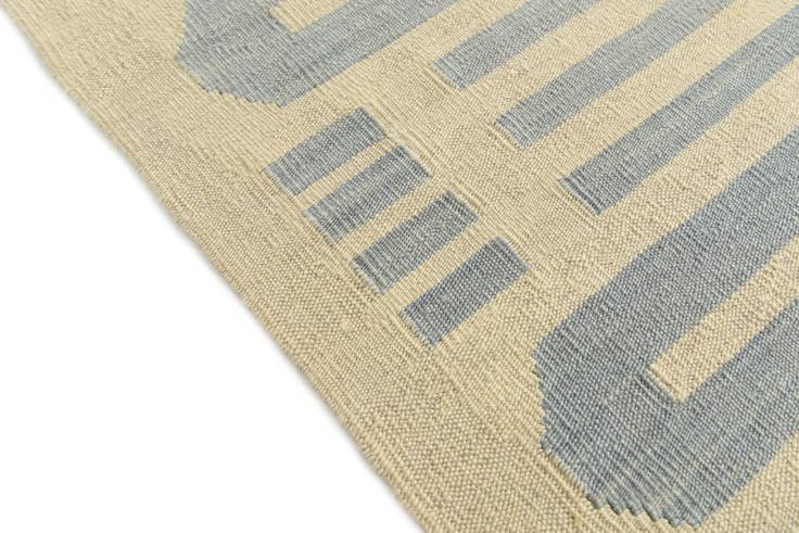 Detail image of 6' 6 x 9' 5 Hand Woven Kilim Modern Wool Rug