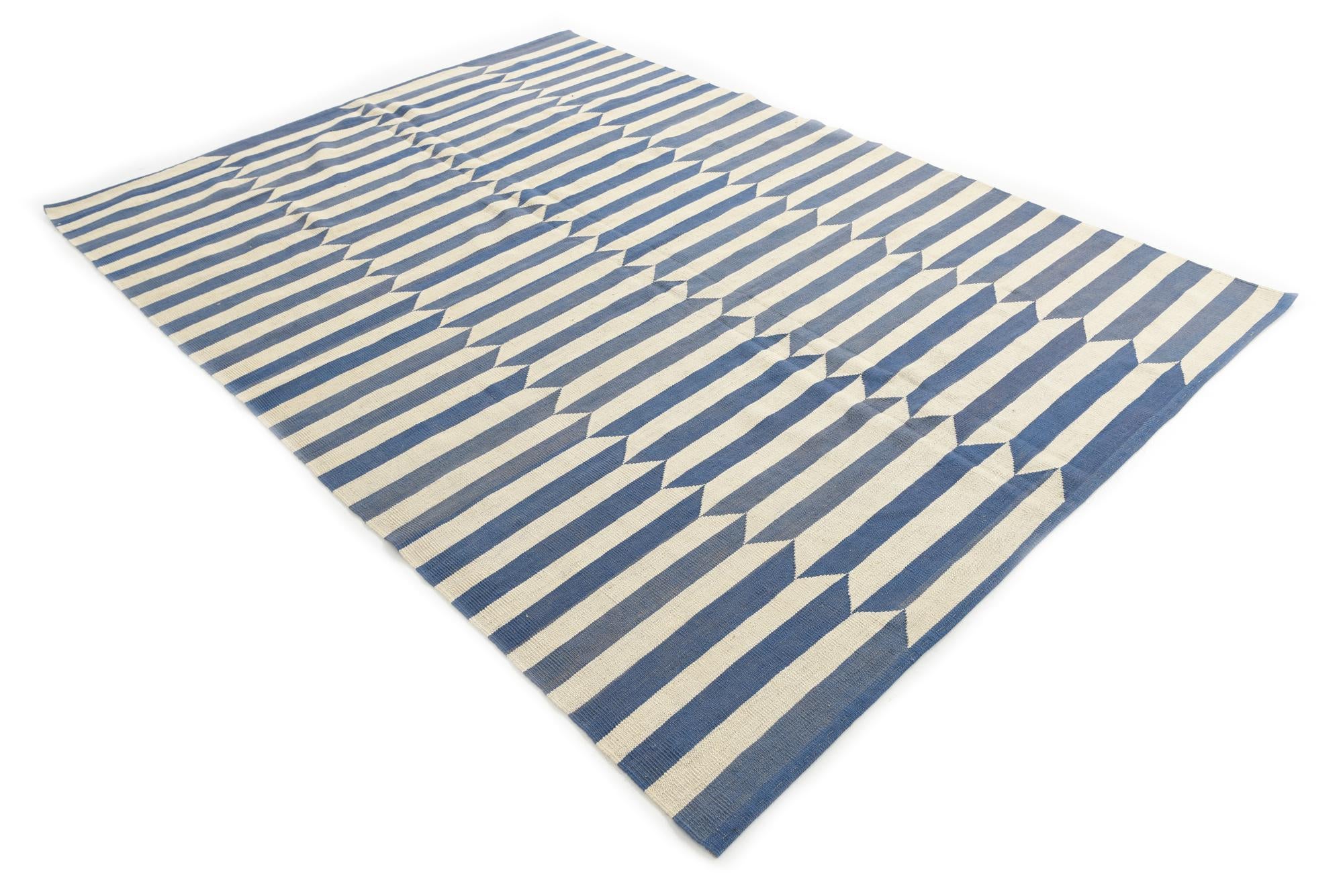 6' 9 x 9' 6 Hand Woven Kilim Modern Wool Rug