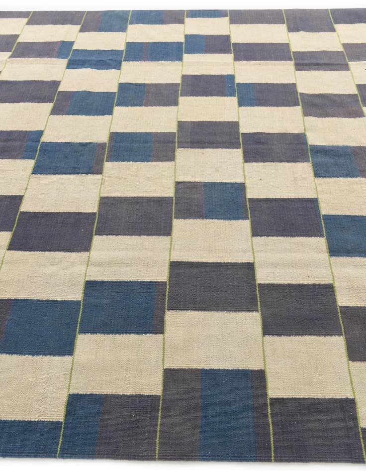 Detail image of 7' 9 x 10'  Hand Woven Kilim Modern Wool Rug