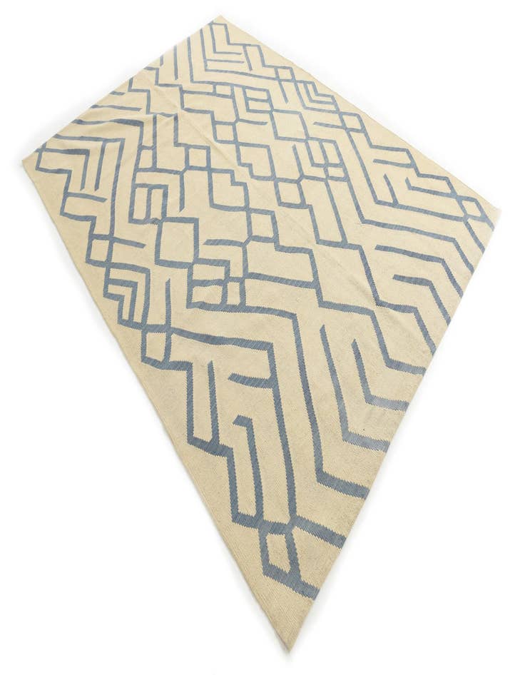 Detail image of 6' 10 x 9' 6  Hand Woven Kilim Modern Wool Rug