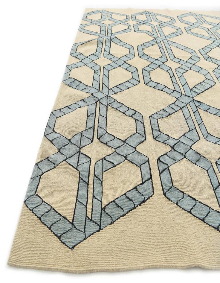 Detail image of 7' x 9' 5  Hand Woven Kilim Modern Wool Rug
