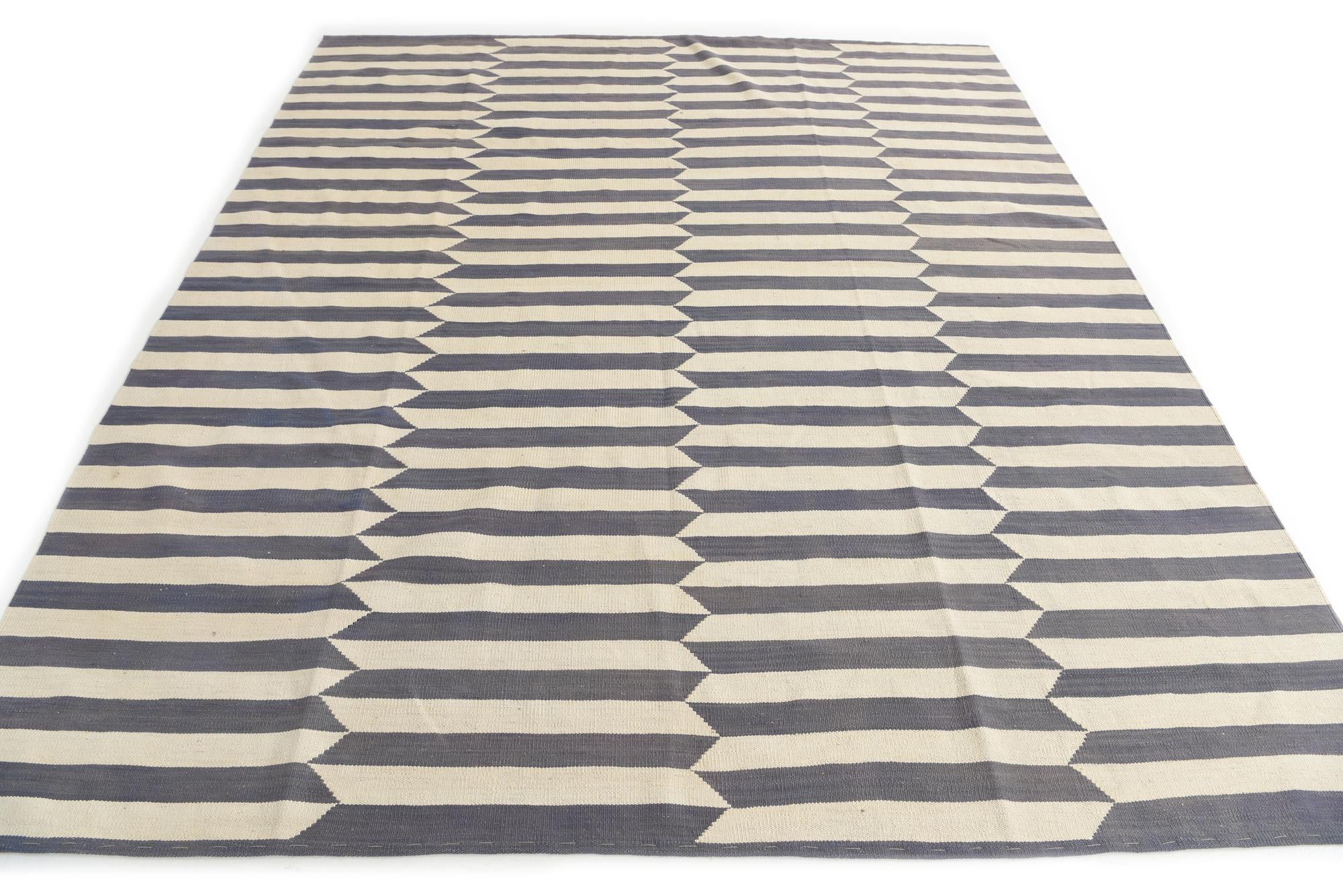 8' 3 x 9' 8 Hand Woven Kilim Modern Wool Rug