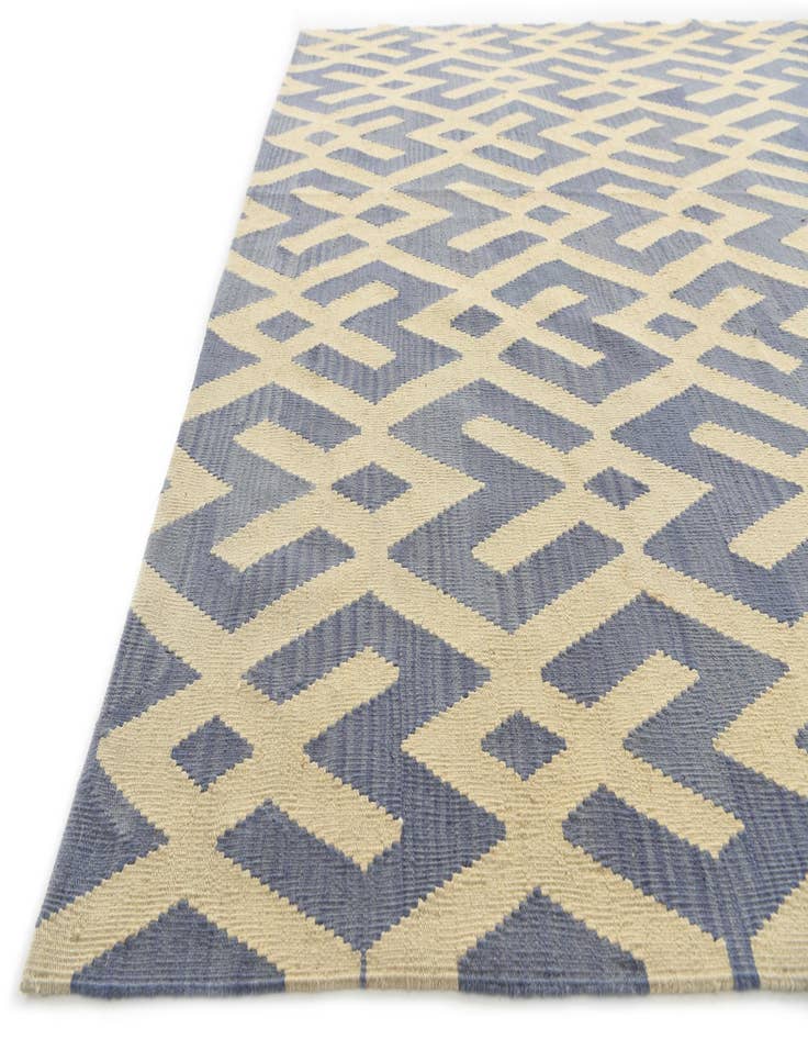 Detail image of 7' 2 x 9' 5 Hand Woven Kilim Modern Wool Rug