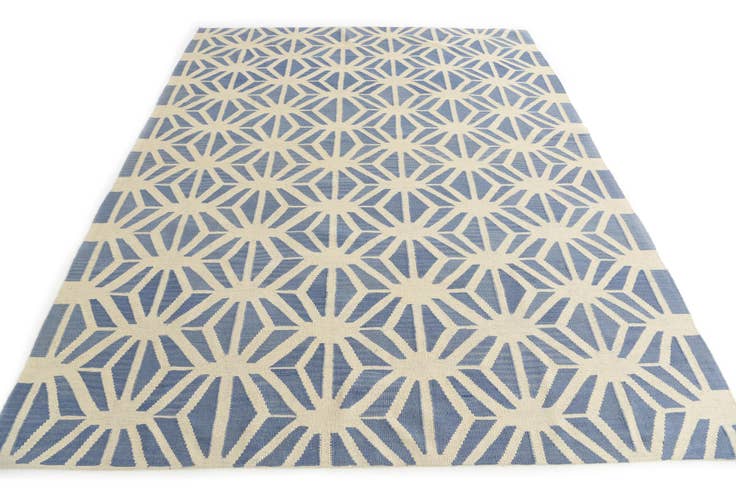 Detail image of 7' 3 x 9' 6 Hand Woven Kilim Modern Wool Rug