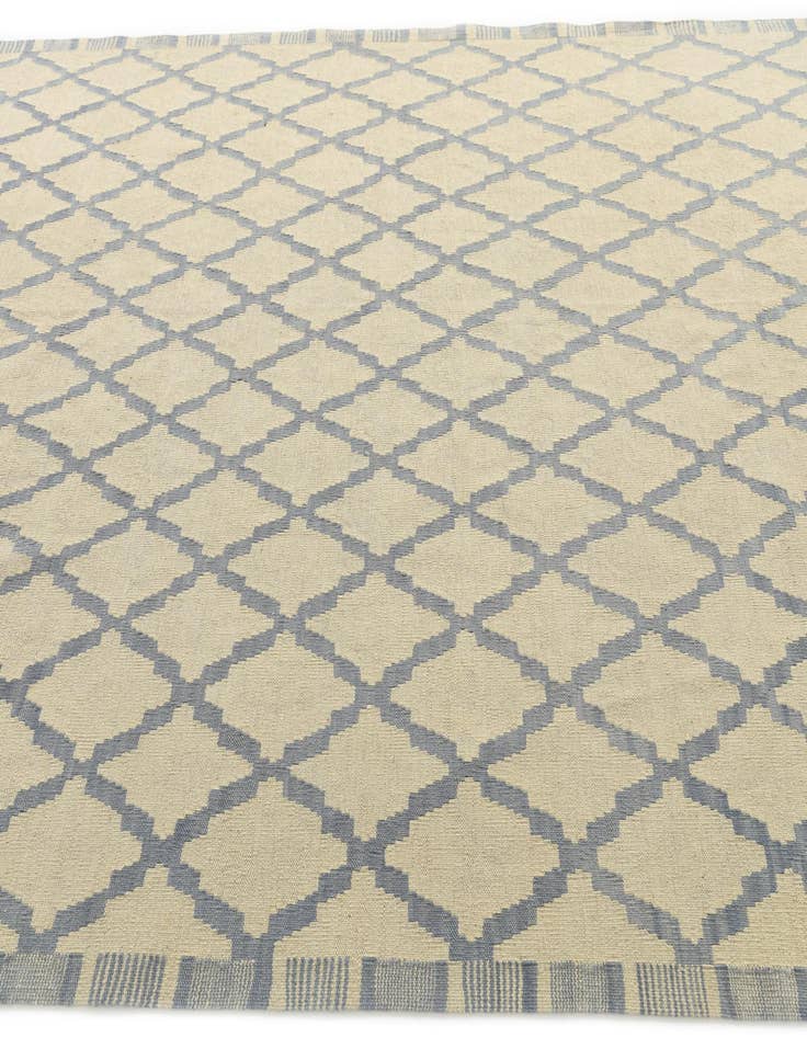 Detail image of 6' 10 x 9' 3  Hand Woven Kilim Modern Wool Rug